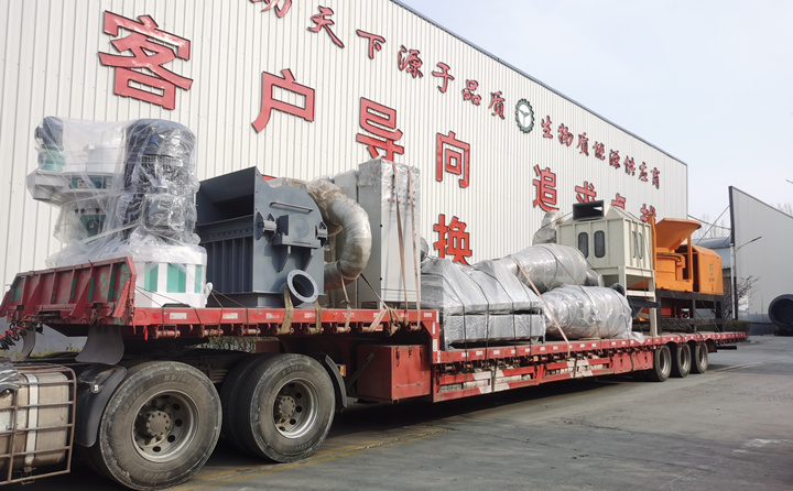 由于山東顆粒機質量與價格并存，在市場的所占比例越來越大，越來越多的客戶選擇與山東顆粒機廠家合作，購買鋸末顆粒機、破碎機、粉碎機等設備。